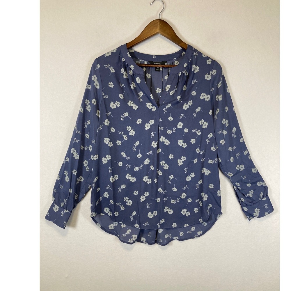 Feminine Cottagecore Simply Vera Vera Wang Women M Blue Floral Roll Tab Blouse